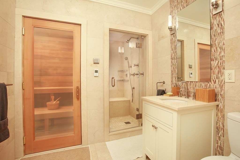 137 Clinton Road Brookline, MA 02445 - Photo 24 of 27