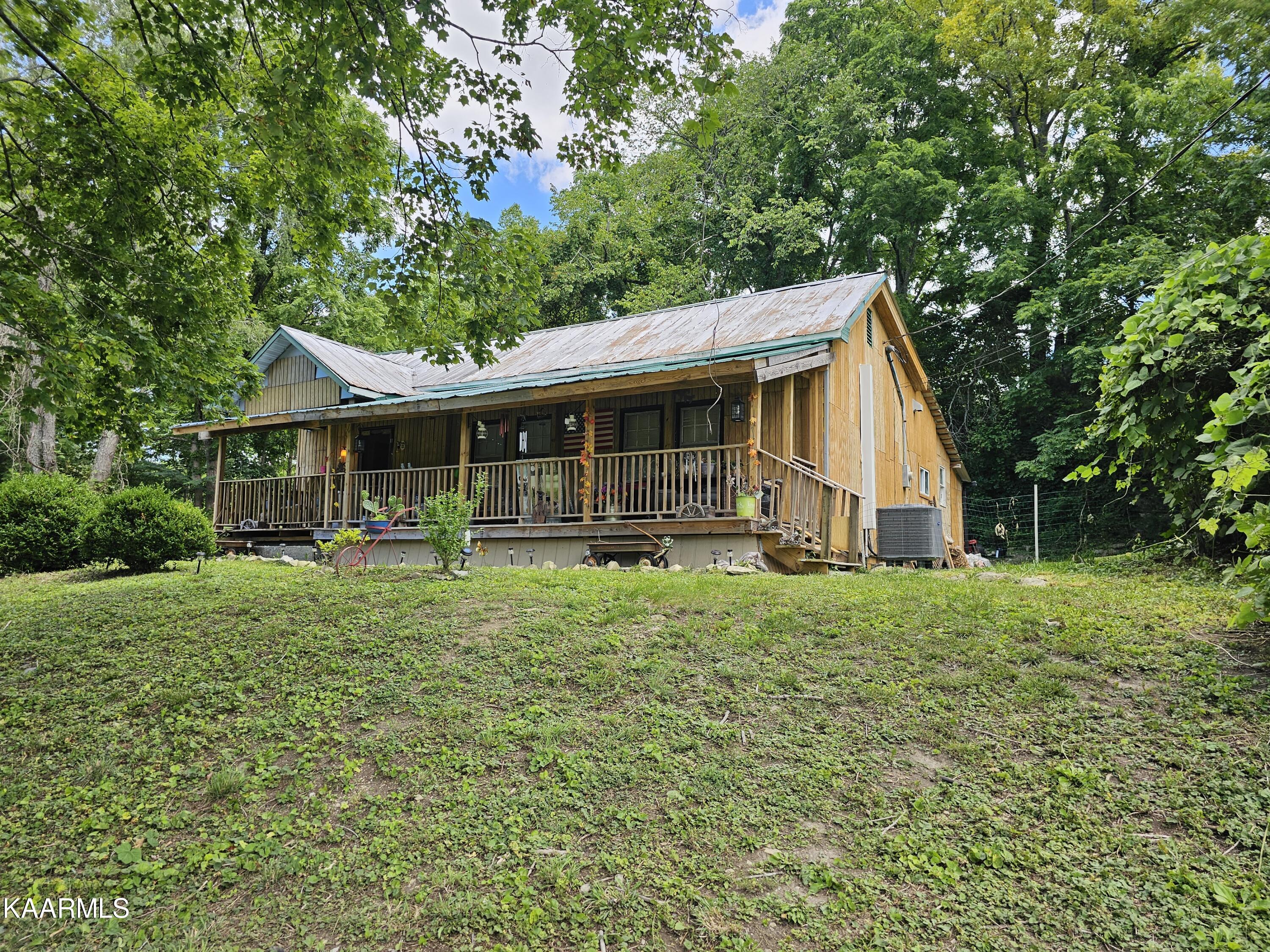 114 Collins Road Jonesville, VA 24263 - Photo 1 of 34 20230710_140543