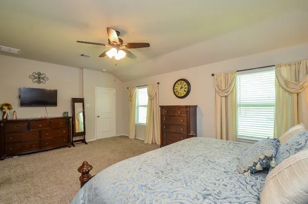 $305,000 | 3810 Willow Valley, Conroe, TX 77301