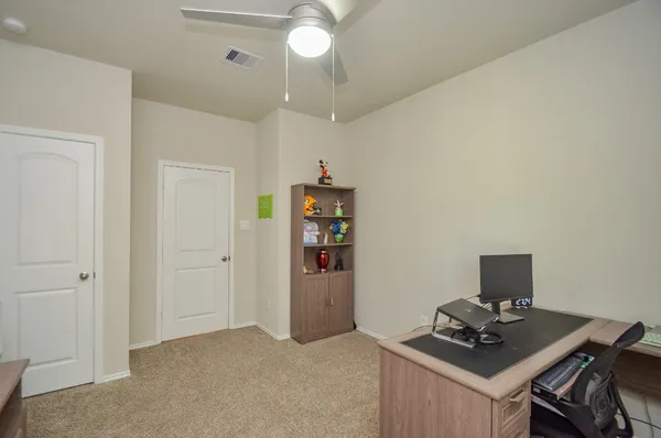 $305,000 | 3810 Willow Valley, Conroe, TX 77301