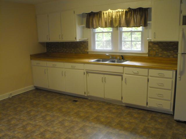 2255 Cannon Bottom Road Belton, SC 29627 - Photo 7 of 14