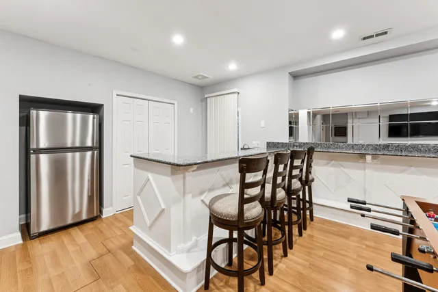 $615,000 | 5 Illinois Avenue, Schaumburg, IL 60193