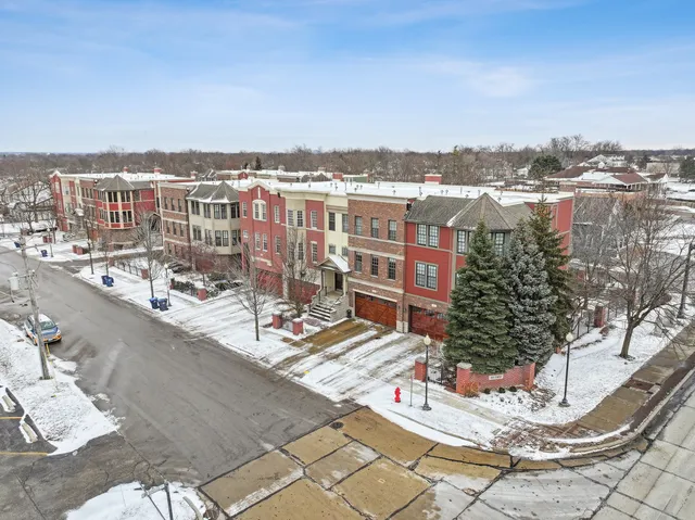 $615,000 | 5 Illinois Avenue, Schaumburg, IL 60193
