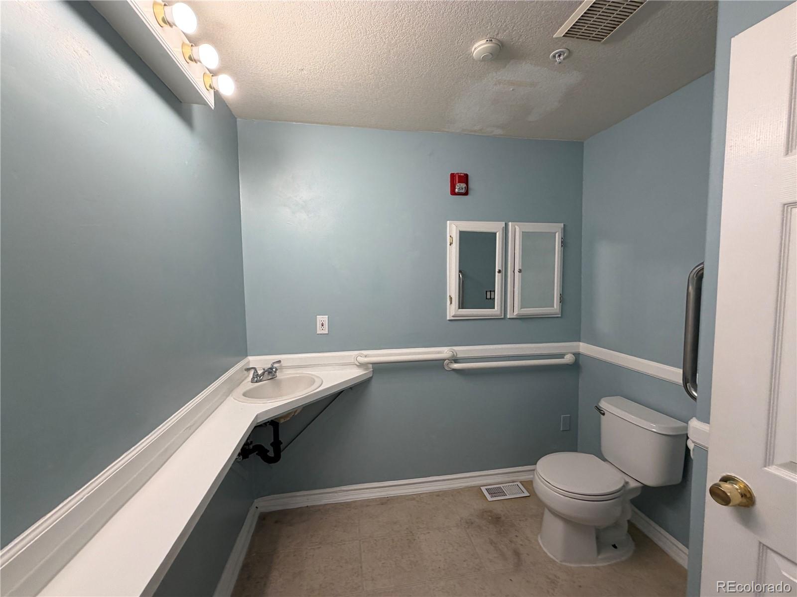 3510 Holland Street Wheat Ridge, CO 80033 - Photo 3 of 50