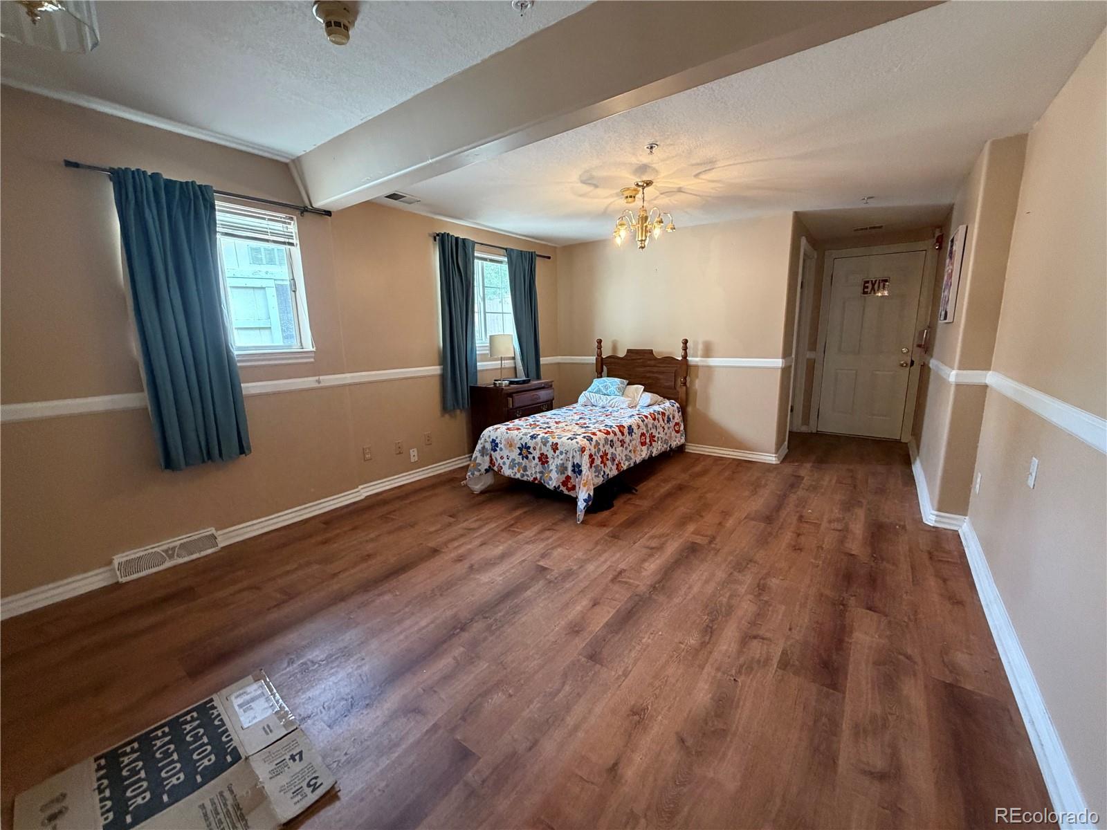 3510 Holland Street Wheat Ridge, CO 80033 - Photo 4 of 50
