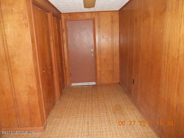 3544 Welaka Road Jacksonville, FL 32207 - Photo 5 of 11 hallway