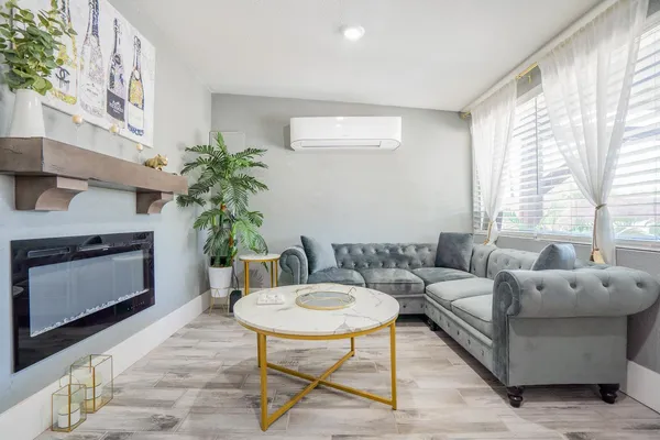 $2,495 | 1942 West Indianola Avenue, Phoenix, AZ 85015