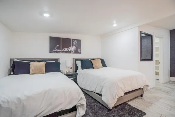 $2,495 | 1942 West Indianola Avenue, Phoenix, AZ 85015