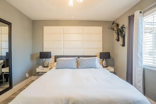 $2,495 | 1942 West Indianola Avenue, Phoenix, AZ 85015