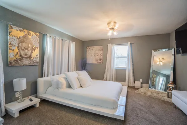 $2,495 | 1942 West Indianola Avenue, Phoenix, AZ 85015