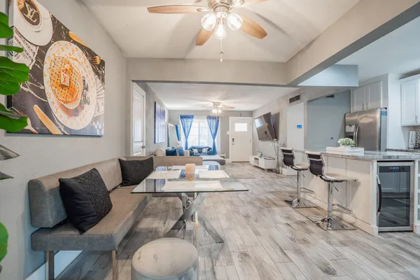 $2,495 | 1942 West Indianola Avenue, Phoenix, AZ 85015