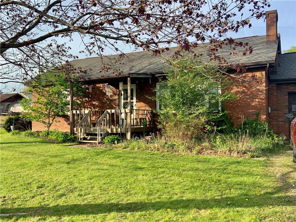 445 Freeport Road Butler, PA 16002 - Photo 3 of 14