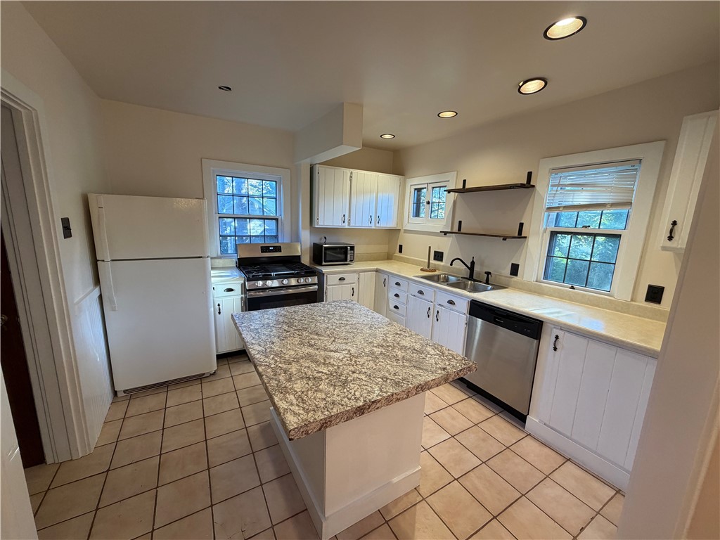 166 Beresford Road Rochester, NY 14610 - Photo 8 of 17 Gallery Image 8