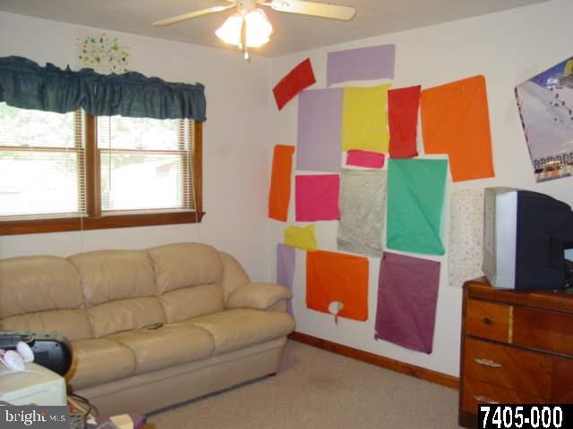 9005 Carlisle Road Wellsville, PA 17365 - Photo 23 of 25 Gallery Image 23