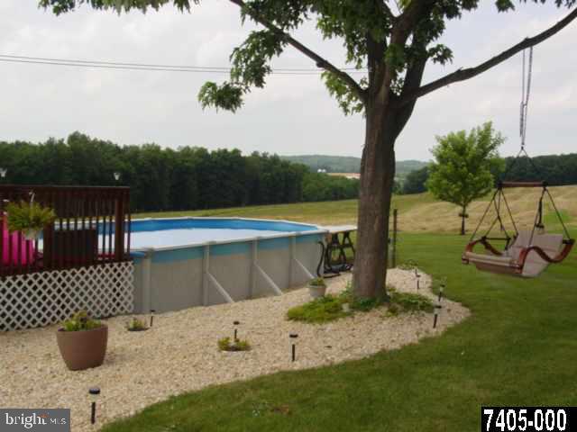 9005 Carlisle Road Wellsville, PA 17365 - Photo 3 of 25 Gallery Image 3