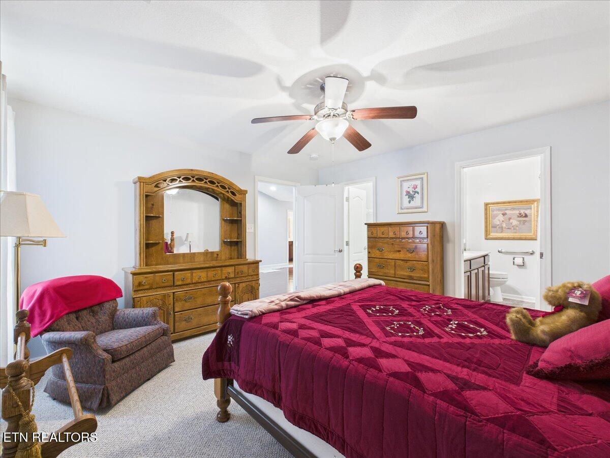 156 Stonefield Drive Harrogate, TN 37752 - Photo 10 of 18 13-CAM06131G6-PR0010-STILL003