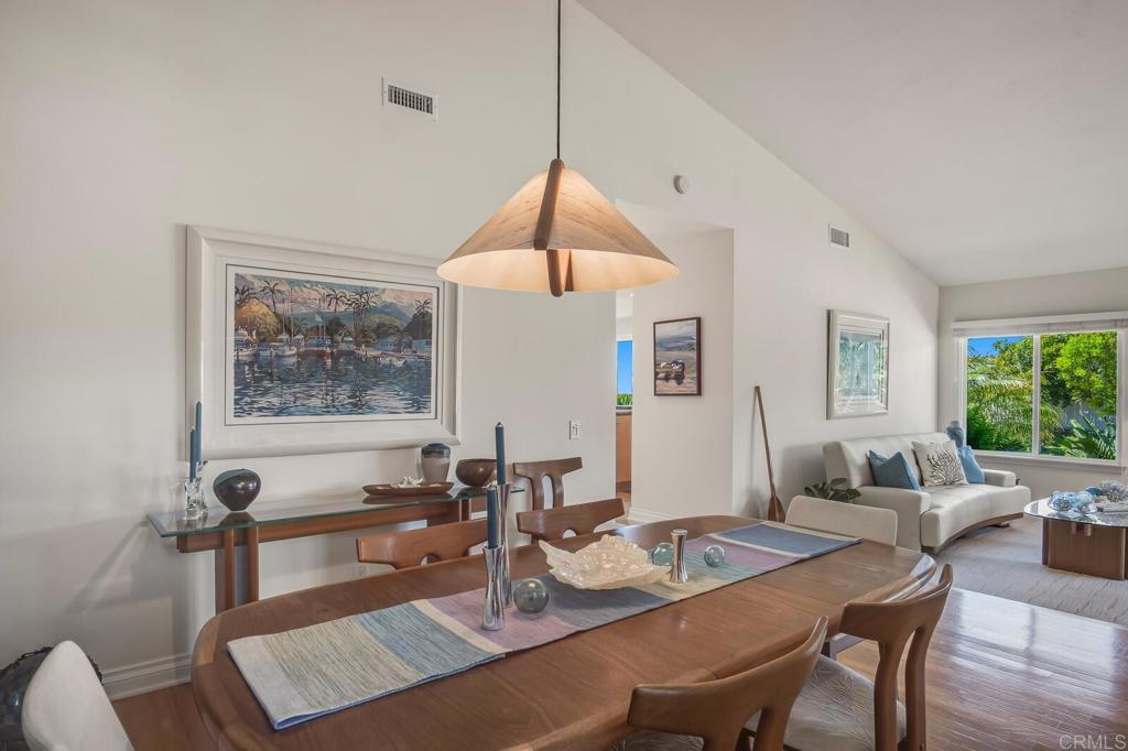 7205 Daffodil Place Carlsbad, CA 92011 - Photo 12 of 52