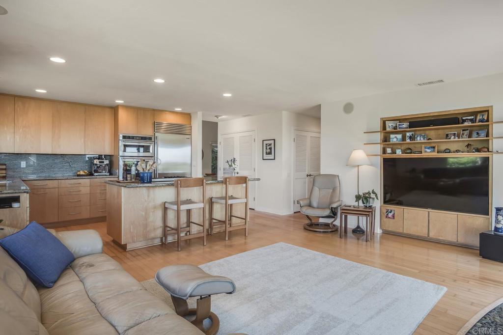 7205 Daffodil Place Carlsbad, CA 92011 - Photo 18 of 52