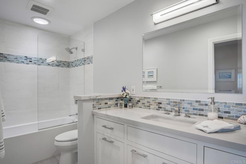 7205 Daffodil Place Carlsbad, CA 92011 - Photo 23 of 52