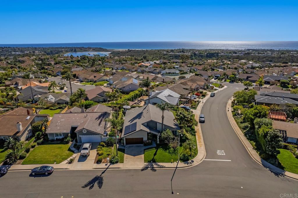 7205 Daffodil Place Carlsbad, CA 92011 - Photo 36 of 52