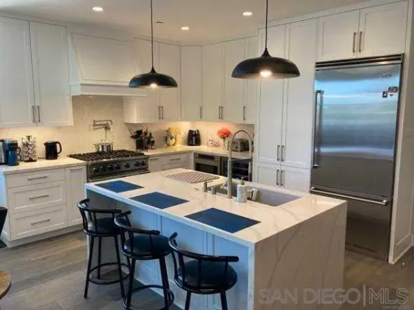 $2,150,000 | 434 Orange Avenue, Unit 3B, Coronado, CA 92118