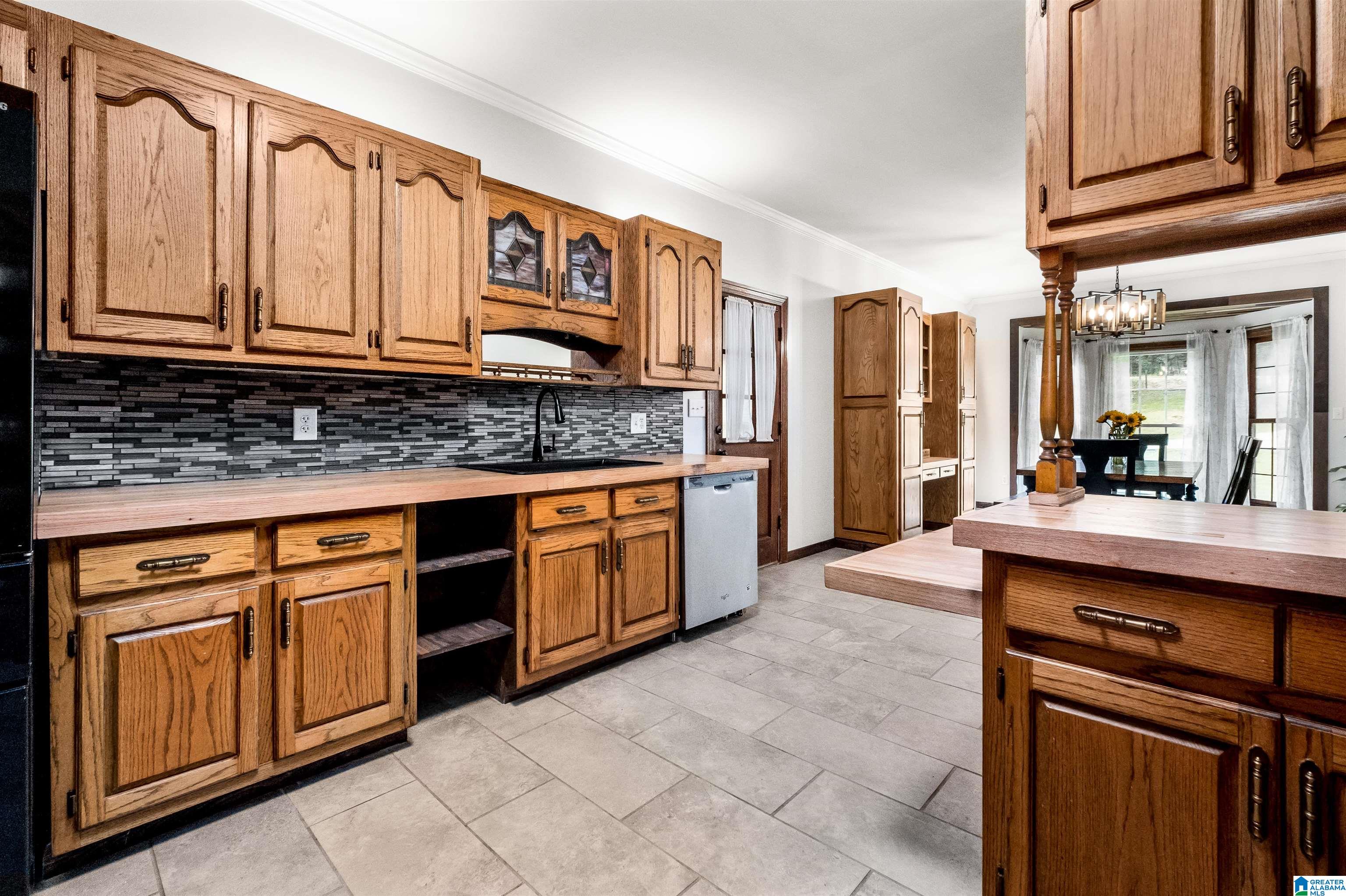5737 Grey Hill Road West Blocton, AL 35184 - Photo 22 of 55