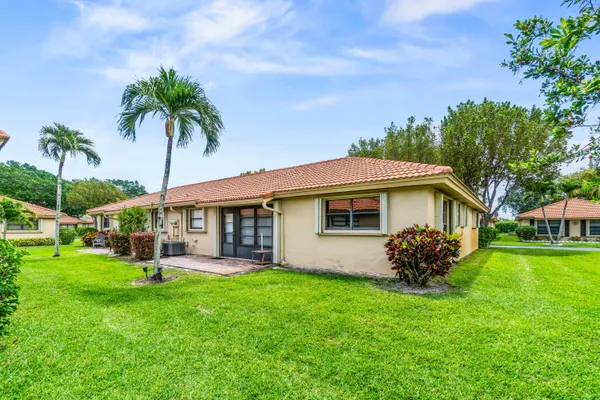 $270,000 | 4625 Rosewood Tree Court, Unit A, Boynton Beach, FL 33436