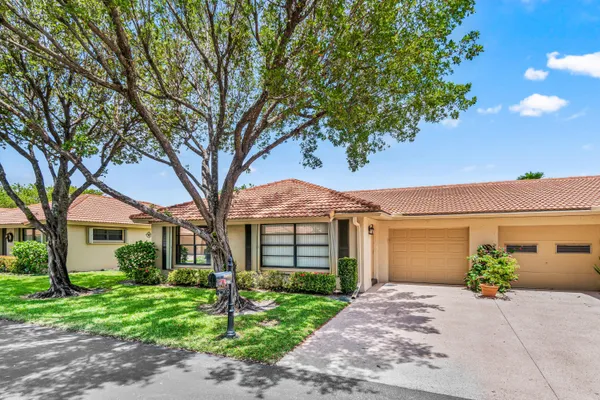 $270,000 | 4625 Rosewood Tree Court, Unit A, Boynton Beach, FL 33436