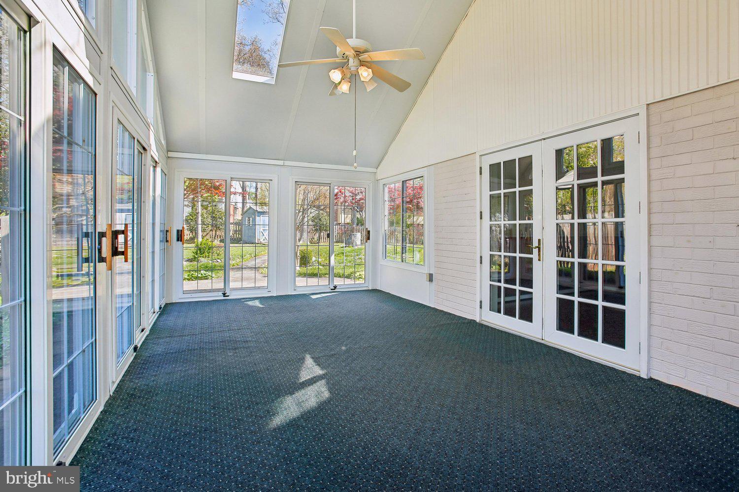 6809 Ontario Street Springfield, VA 22152 - Photo 34 of 70 4-Season Room