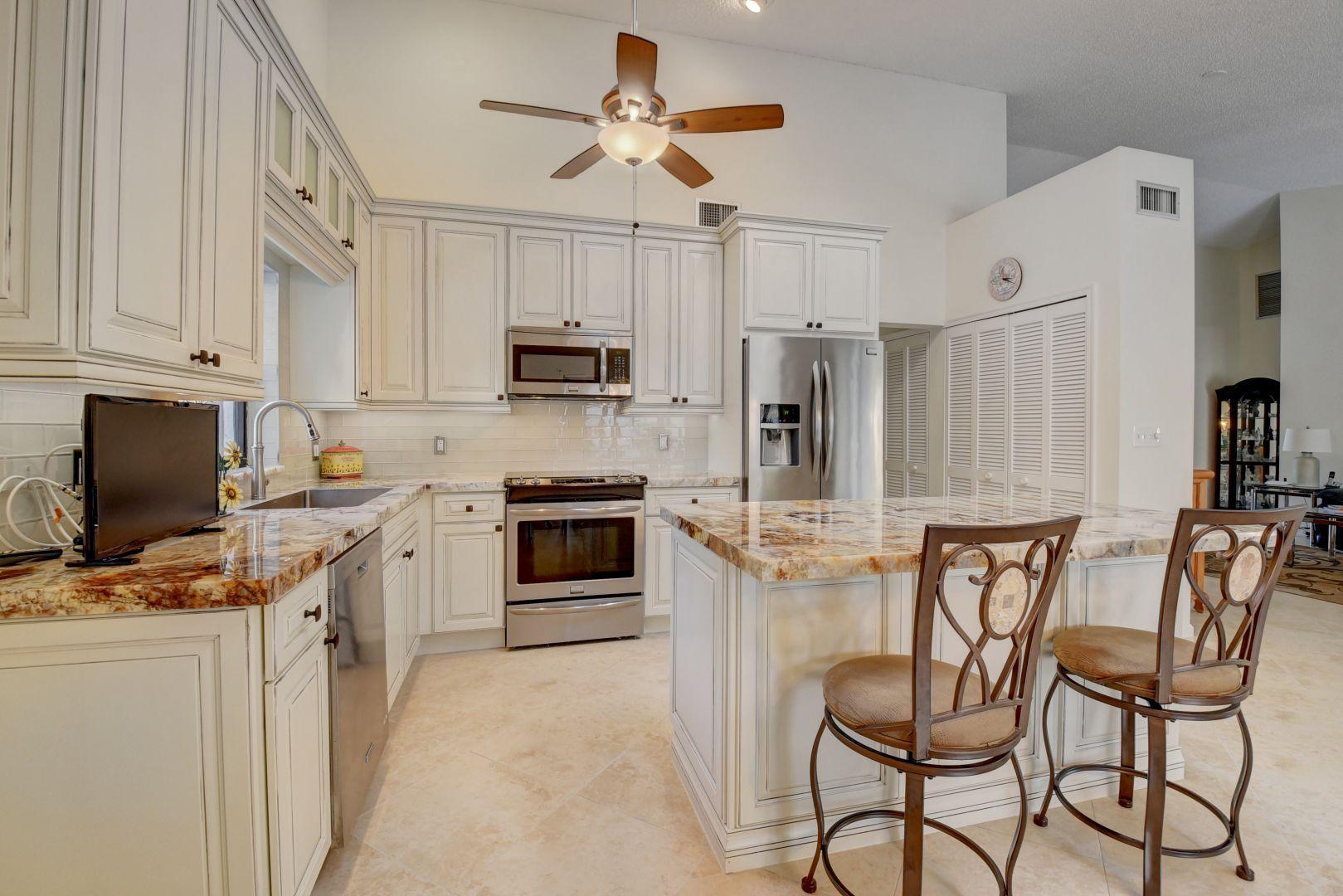 314 Sequoia Lane Boca Raton, FL 33487 - Photo 8 of 38 Kitchen