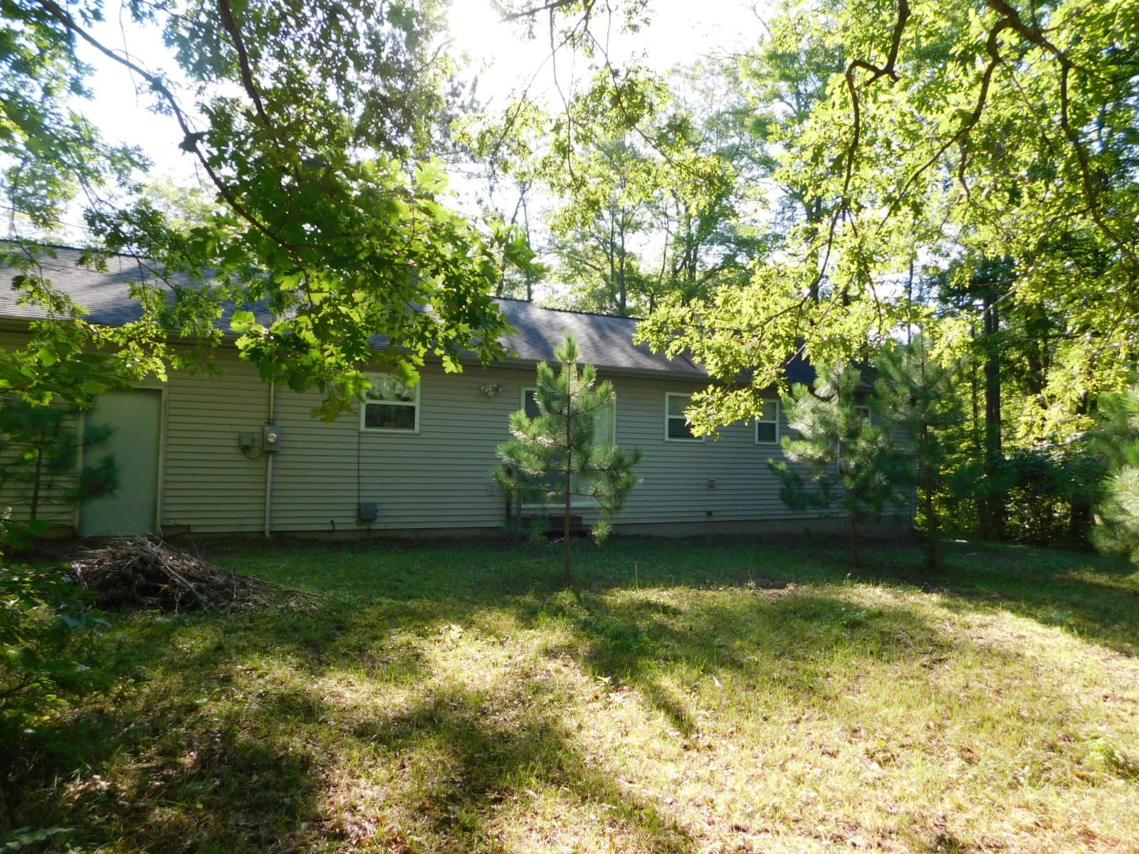 7967 Hillcrest Road Roscommon, MI 48653 - Photo 29 of 31 Gallery Image 29