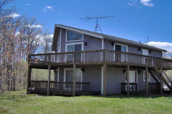2212 Inverhouse Road Henryville, PA 18332 - Photo 1 of 17 Main Photo
