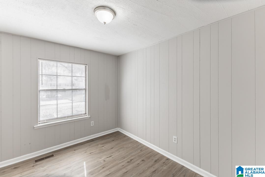 2714 Northwest Oakwood Road Huntsville, AL 35810 - Photo 9 of 20