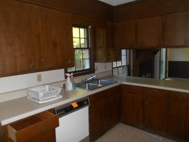101 Prince Ranier Drive Clemson, SC 29631 - Photo 10 of 12 Gallery Image 10
