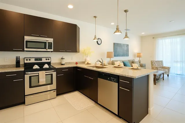 $2,600 | 17521 Placidity Avenue, Clermont, FL 34714