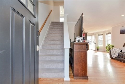 32 Riley Road, Unit 32 Tyngsboro, MA 01879 - Photo 2 of 19