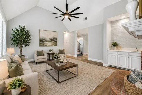 $567,600 | 2813 Mesa Court, Hurst, TX 76054