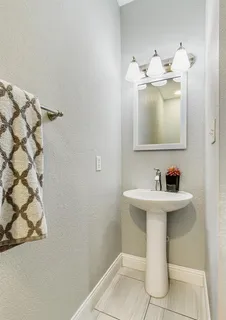 $567,600 | 2813 Mesa Court, Hurst, TX 76054