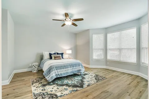 $567,600 | 2813 Mesa Court, Hurst, TX 76054