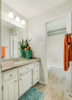 $567,600 | 2813 Mesa Court, Hurst, TX 76054