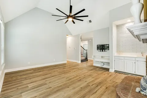 $567,600 | 2813 Mesa Court, Hurst, TX 76054