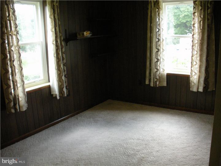 406 Morrison Road Reading, PA 19601 - Photo 14 of 23 Bedroom 2