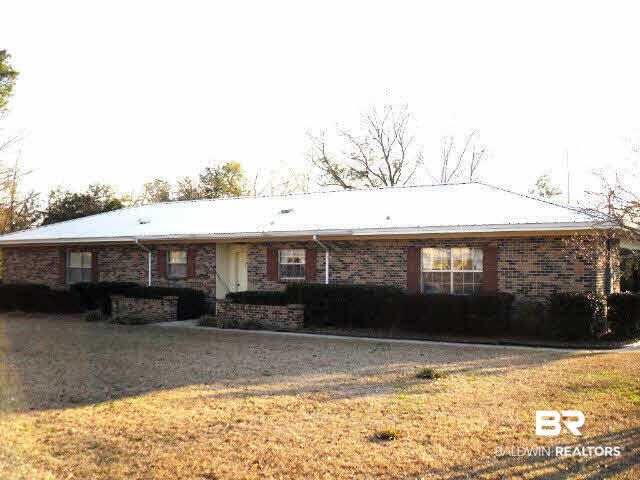 701 Mayo Street Century, FL 32535 - Photo 1 of 1
