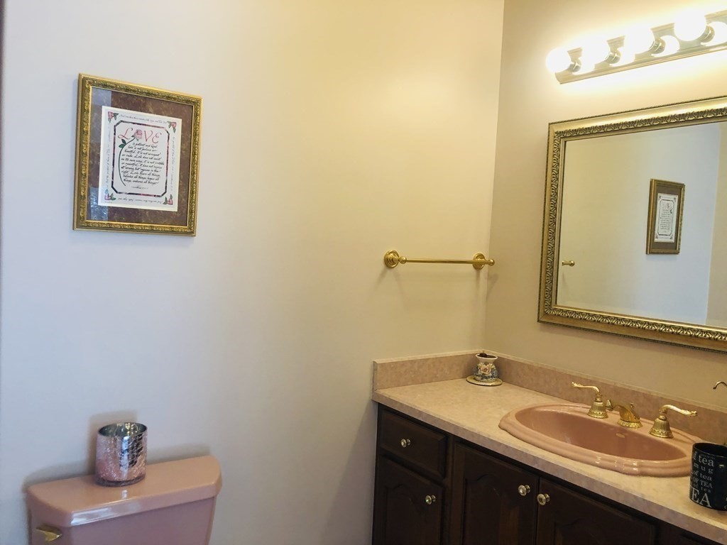 18 Laurelwood Road Sterling, MA 01564 - Photo 8 of 27 Gallery Image 8