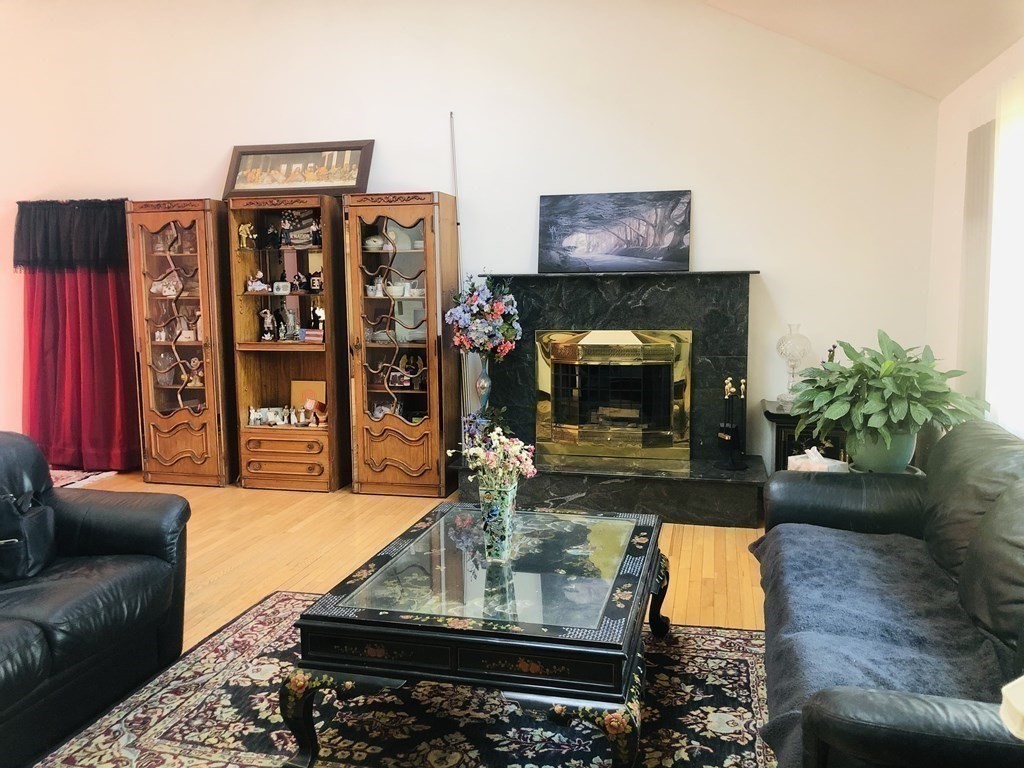 18 Laurelwood Road Sterling, MA 01564 - Photo 10 of 27 Gallery Image 10