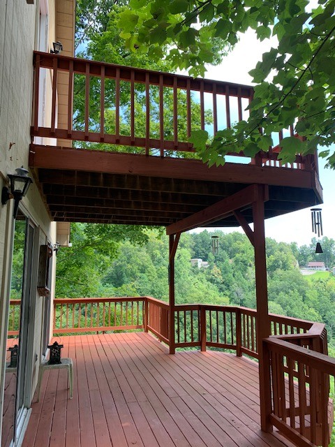 323 Cosby Parris Road Byrdstown, TN 38549 - Photo 18 of 28 a view of porch with a deck