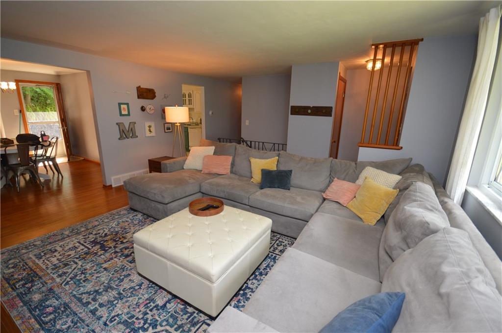 226 Hillendale Road Pittsburgh, PA 15237 - Photo 5 of 25 a living room with furniture and wooden floor