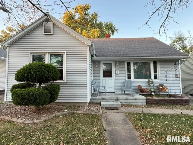 $145,000 | 1821 Maple Street, Quincy, IL 62301