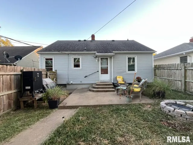 $145,000 | 1821 Maple Street, Quincy, IL 62301