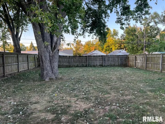 $145,000 | 1821 Maple Street, Quincy, IL 62301